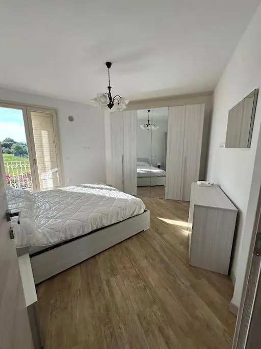 Holiday home Casa Vacanze Il Glicine Altopascio Italy